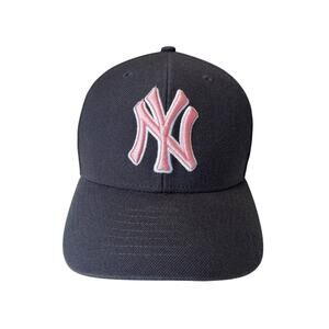 47 Brand NY Yankees Navy Baseball Clean Up Cap Pink Logo Women/Youth 6 7/8"
